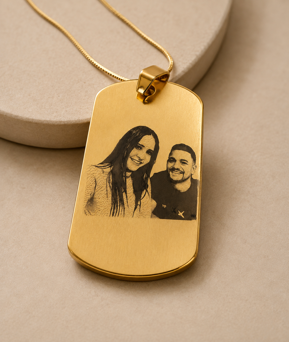 Modelo 4 de chaveiro ou pingente personalizado